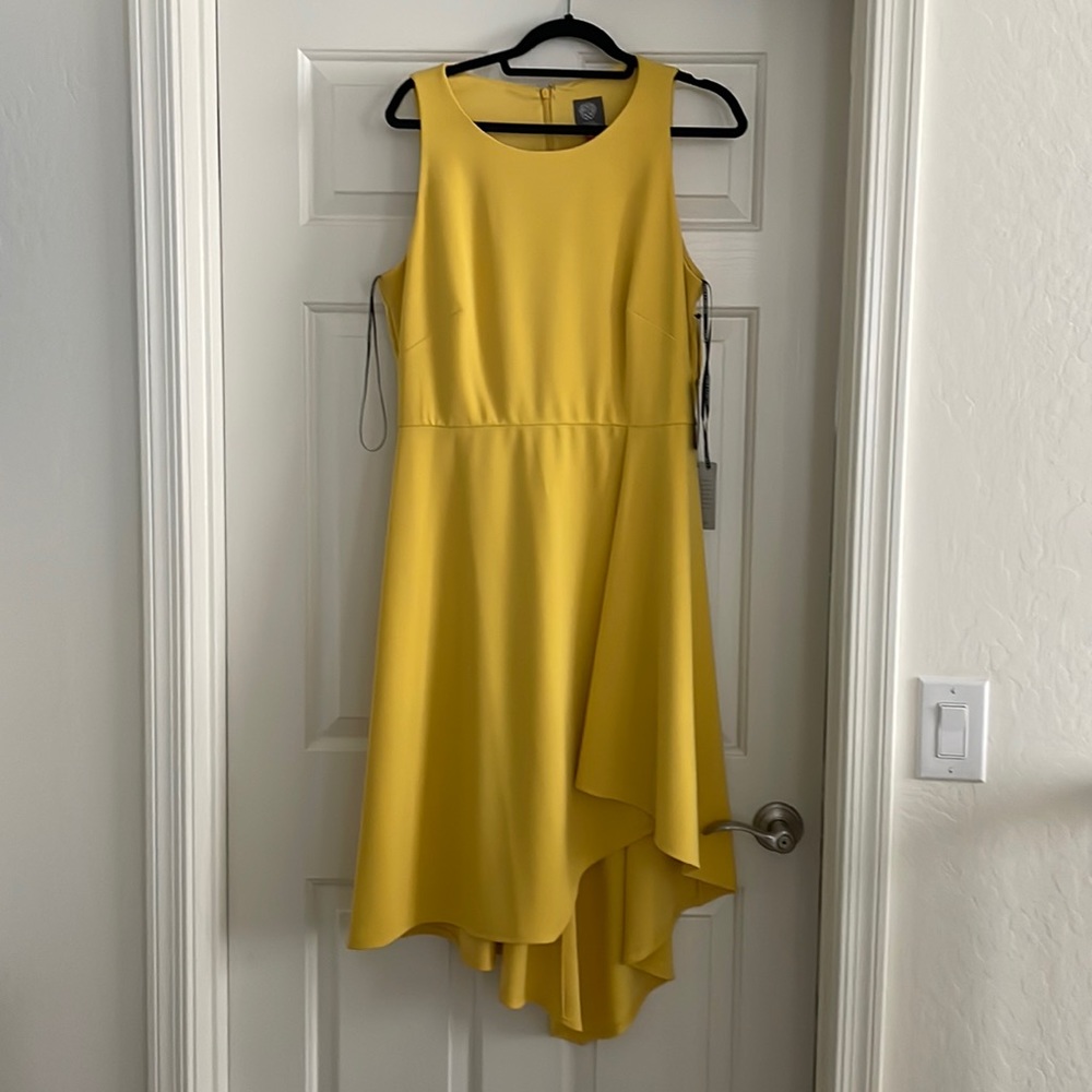 NWT Vince Camuto yellow sleeveless dress with flowing hemline